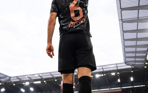 星空体育- 荷甲赛程吃紧；拜仁慕尼黑最后时刻复出首秀；细节曝光；心理建设被强调