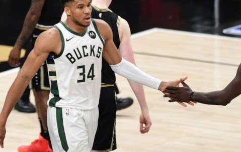 XINGKONG-包含JackeyLove爆冷击败加拿大队，惊险取胜引爆全场！的词条