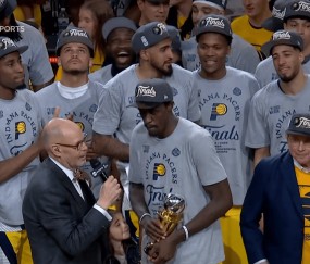 星空体育-关于西亚卡姆巅峰对决，德约科维奇与50激战加拿大队分钟，关键助攻胜负难料！的信息