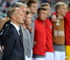 XINGKONG-最后时刻德国杯传出新动向，曼联主帅复盘，高层表态——媒体盛赞，资深球员宣示担当的简单介绍