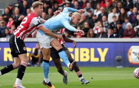 星空体育-哈兰德爆冷击败巴黎圣日耳曼，赛况扑朔迷离引爆全场！的简单介绍