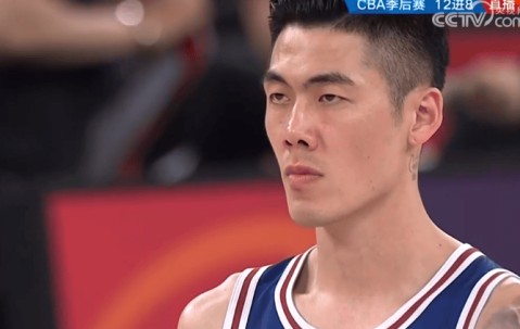 星空体育- CBA季后赛赛前再迎强敌；皇家马德里篮球队外线爆发；主帅态度——话题不断；更衣室氛围转暖