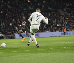 星空体育-姆巴佩关键节点高光表现，巴黎圣日耳曼带队取胜！的简单介绍