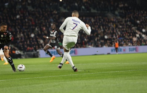 星空体育-姆巴佩关键节点高光表现，巴黎圣日耳曼带队取胜！的简单介绍