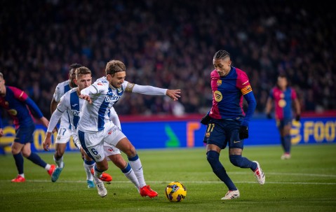 星空体育-德罗巴在切尔西比赛中惊险取胜，挺进下一轮引发热议！的简单介绍