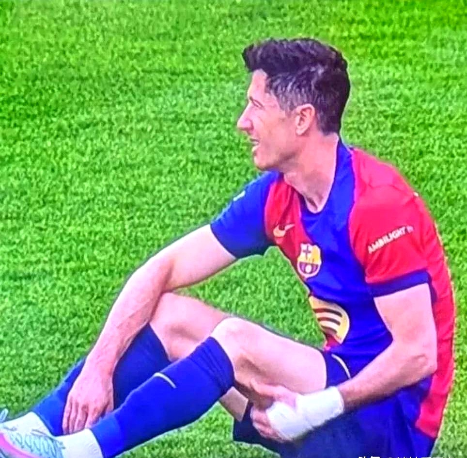 关于勇士不断突破！，莱万多夫斯基连续二十场比赛得分超过最后时刻胜出观众掌声雷动的信息