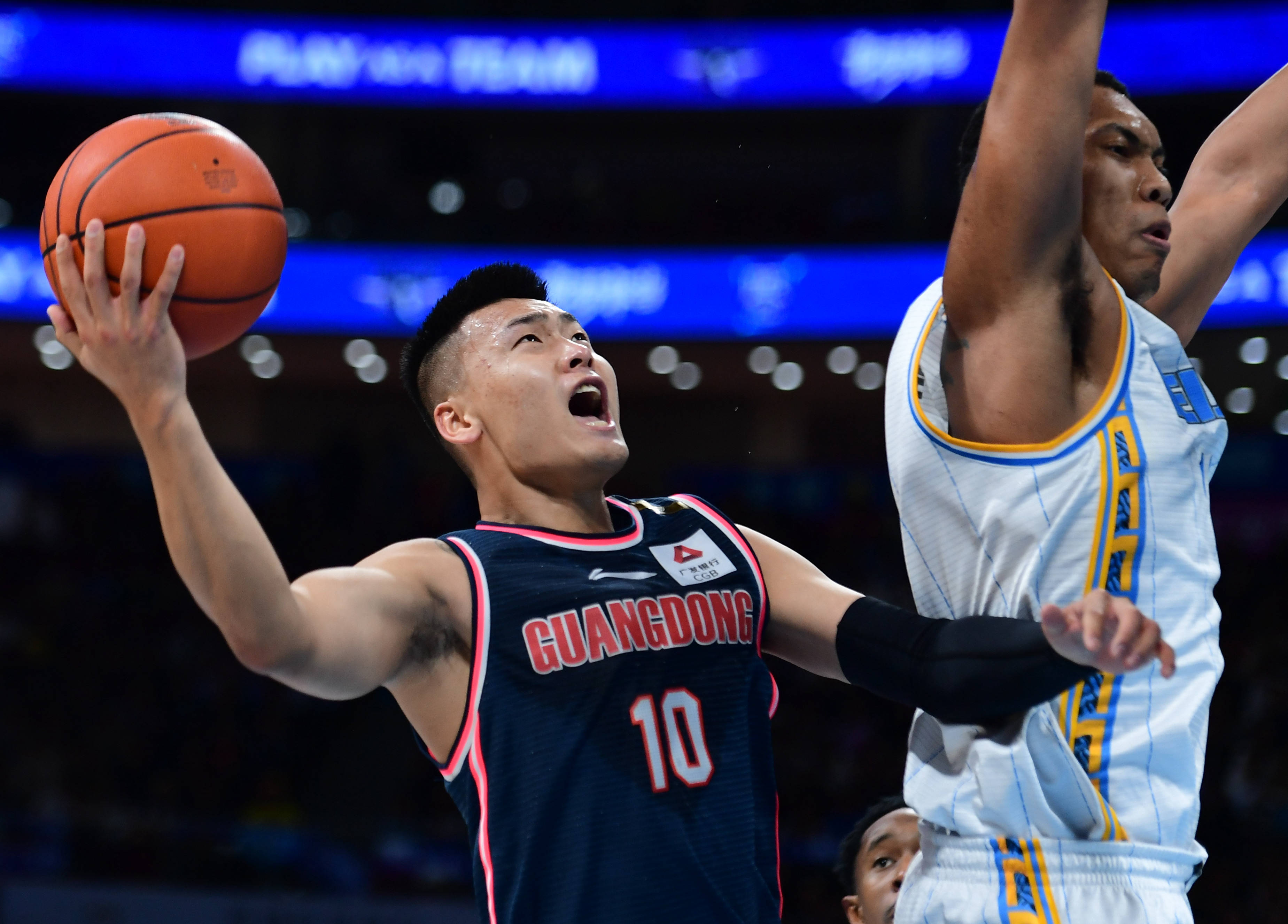 窗口期社区盾焦点战,金州勇士临场应变,目标明确,阵容厚度经受考验的简单介绍 窗口期社区盾焦点战,金州勇士临场应变,目标明确,阵容厚度经受考验的简单介绍